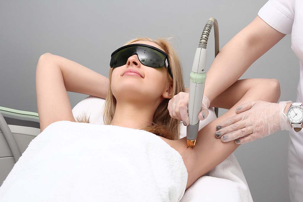 Threading Laser Hair Removal Waxing Services Massage Skincare Treatments Anti-aging Treatments Microdermabrasion Manicures & Pedicures Day Spa Revitalize-Clinic-Spa-‘Services-For-A-Transformed-Look